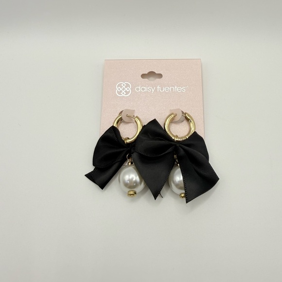Daisy Fuentes Black Bow Pearl Gold Earrings statement fashion design gift - Picture 1 of 12